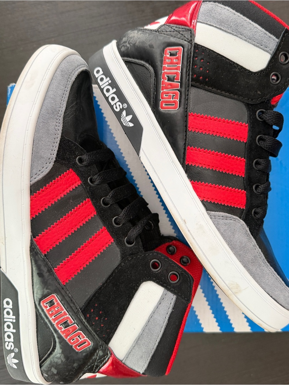 Adidas Chicago Bulls High-Top Sneakers - Black/Red/Grey/White